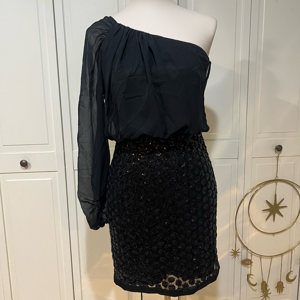 Laundry By Shelli Segal One-Shoulder Black Dress